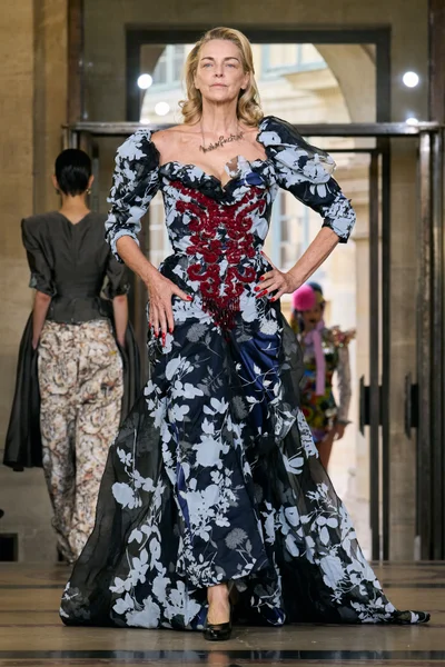 Look 38